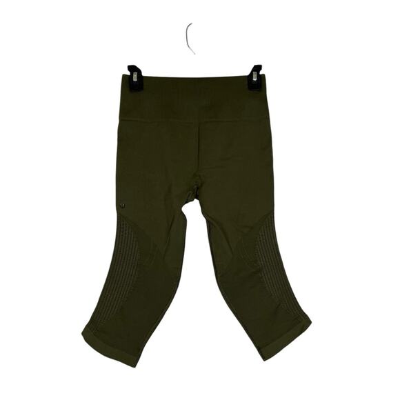 Lululemon Flow & Go Crop SEE MEASUREMENTS - Picture 5 of 12